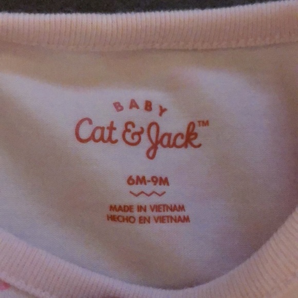 Adorable 6-9 month onesie - Picture 2 of 3